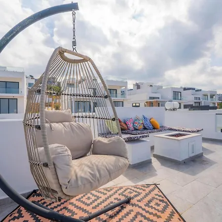 Blue Sunset Esentepe Mup بيت ضيافة