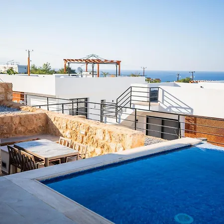 بيت ضيافة Blue Sunset Esentepe Mup *